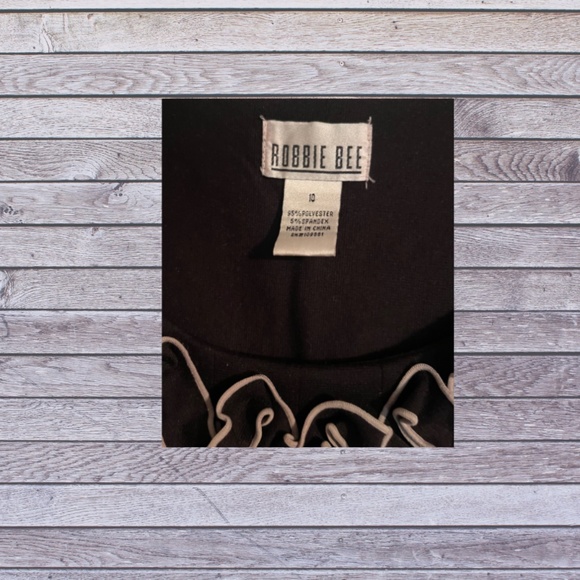 Robbie Bee Brand Dress - Picture 4 of 4